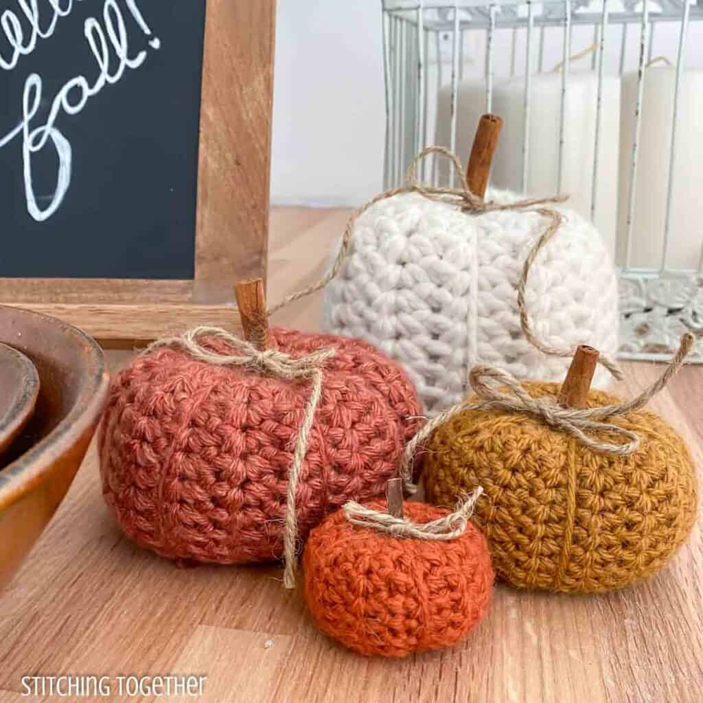 country-crochet-pumpkin-pattern
