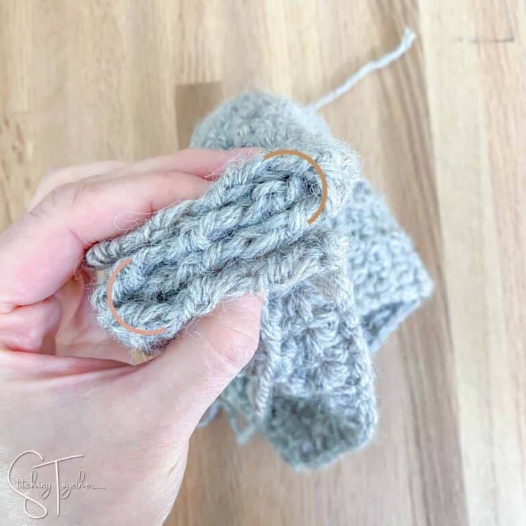 Eva Easy Ear Warmer Crochet Pattern
