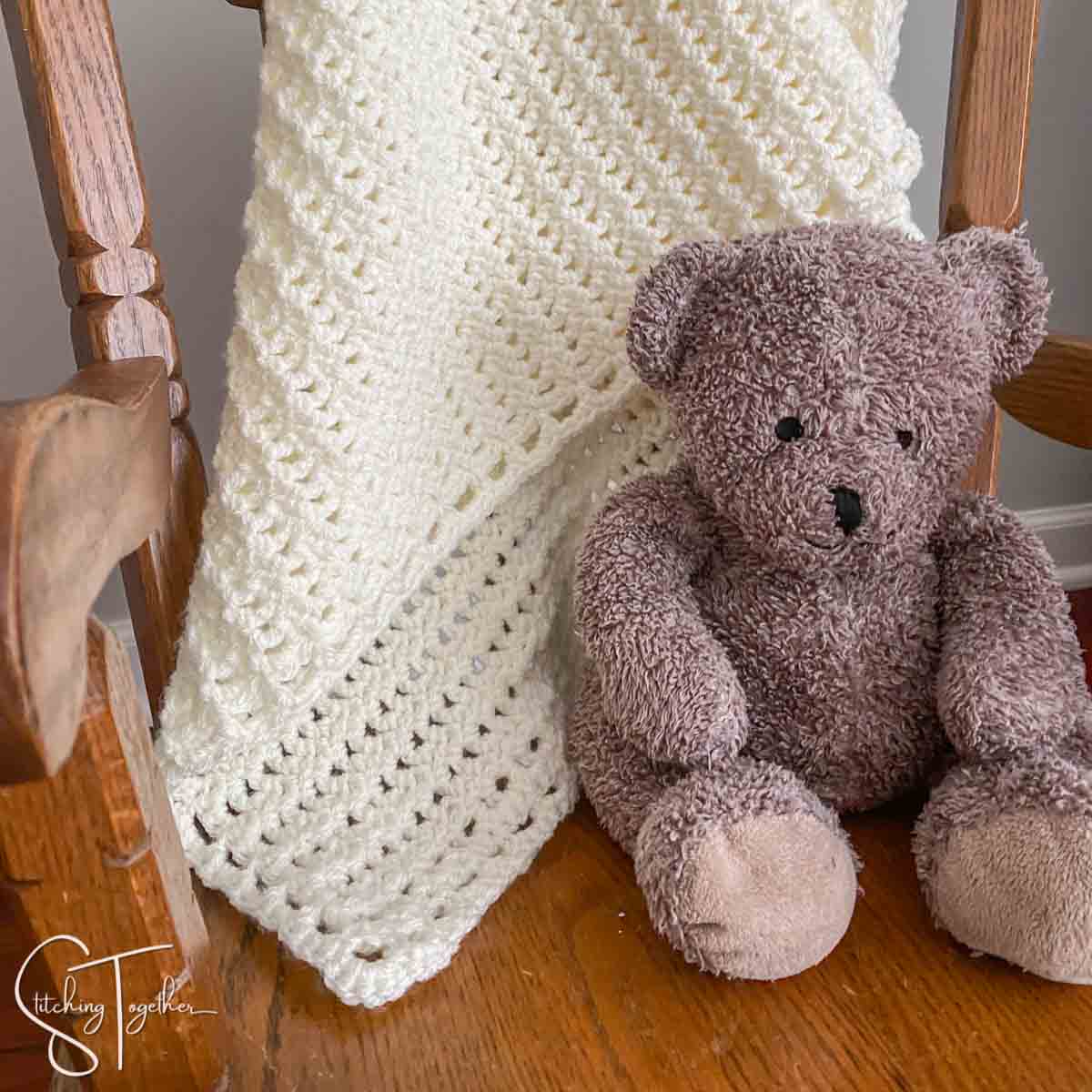 Crochet An Easy Baby Blanket (Free Pattern) Maisie And Ruth, 59% OFF