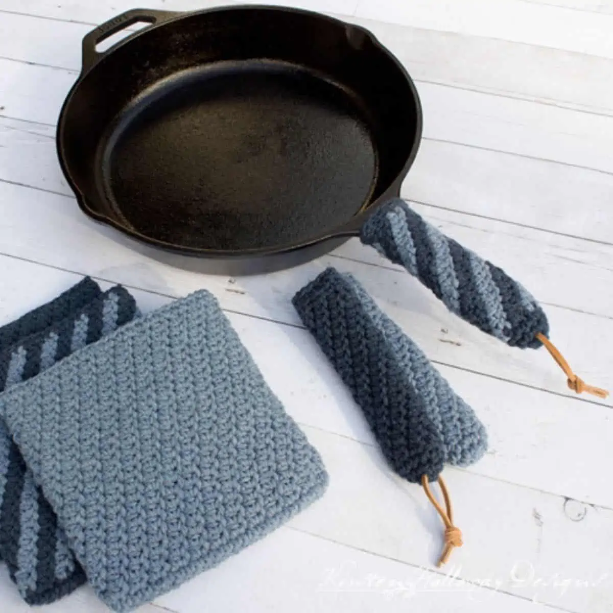 https://www.stitching-together.com/wp-content/uploads/2022/02/crochet-cast-iron-handle-cover.webp