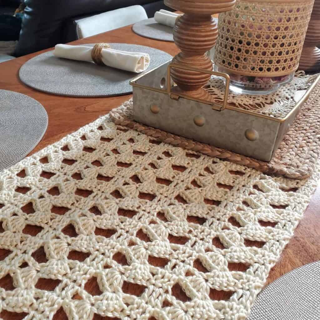 Modern Crochet Table Runner Patterns